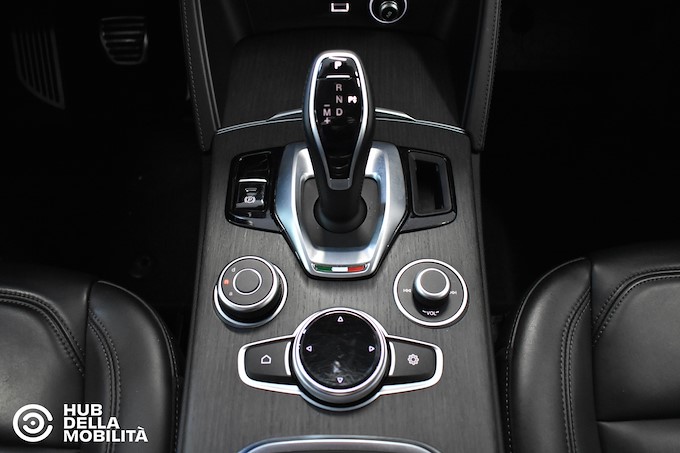 ALFA ROMEO Stelvio 2.2 Turbodiesel 210 CV AT8 Q4 Veloce Ti